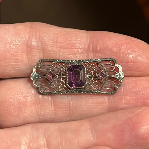 Art Deco Sterling Silver And Purple Glass?Stone?Ornate Design Small Dainty Pin - Picture 14 of 15